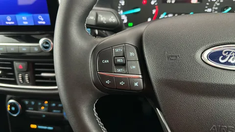 FORD PUMA 1.0 EcoBoost Hybrid mHEV Titanium