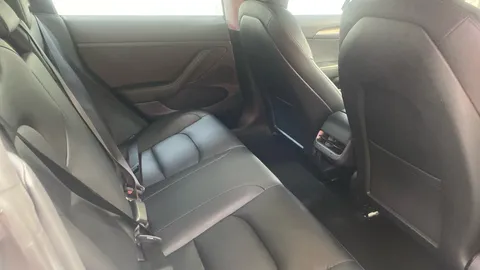 TESLA MODEL 3 Standard Plus Auto