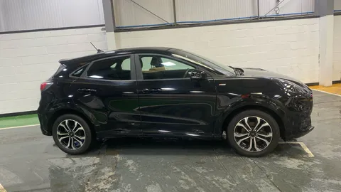 Ford Puma 1.0 EcoBoost Hybrid mHEV ST-Line