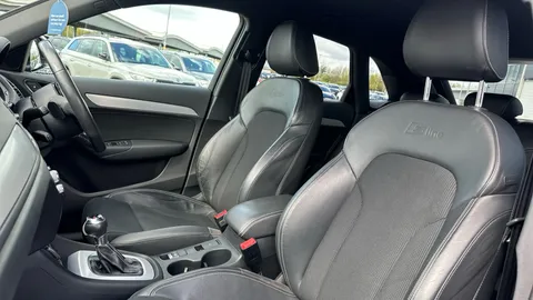 AUDI Q3 1.4T FSI S Line Edition S Tronic