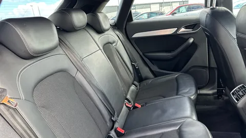 AUDI Q3 1.4T FSI S Line Edition S Tronic