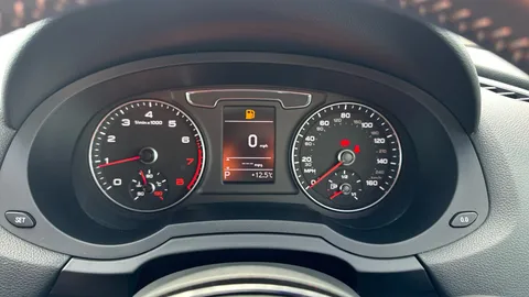 AUDI Q3 1.4T FSI S Line Edition S Tronic