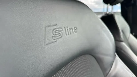 AUDI Q3 1.4T FSI S Line Edition S Tronic