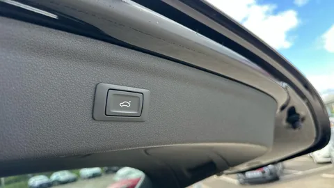 AUDI Q3 1.4T FSI S Line Edition S Tronic