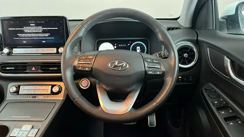 HYUNDAI KONA 100kW Premium 39kWh Auto