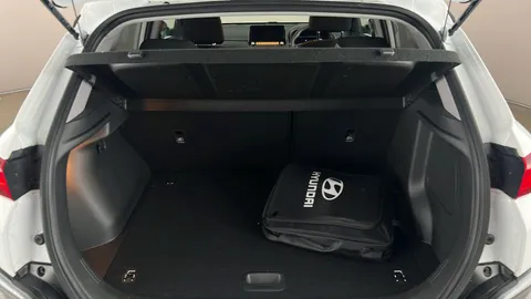 HYUNDAI KONA 100kW Premium 39kWh Auto