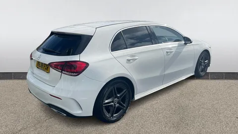 MERCEDES-BENZ A CLASS A180d AMG Line Auto