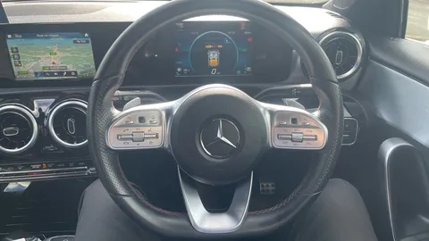 MERCEDES-BENZ A CLASS A180d AMG Line Auto