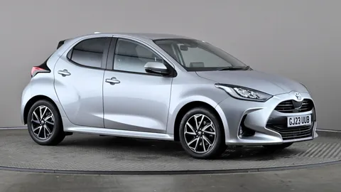 Toyota Yaris 1.5 Hybrid Design CVT