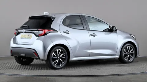 Toyota Yaris 1.5 Hybrid Design CVT