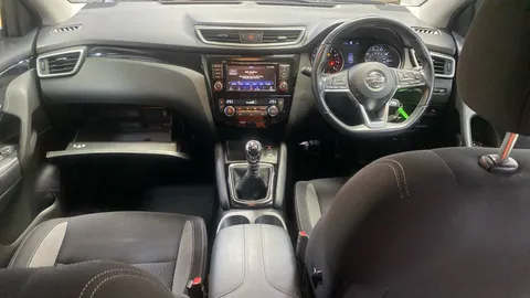 Nissan Qashqai 1.3 DiG-T Acenta Premium