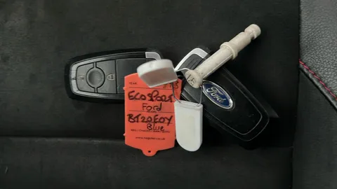 FORD ECOSPORT 1.0 EcoBoost 140 ST-Line