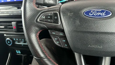 FORD ECOSPORT 1.0 EcoBoost 140 ST-Line