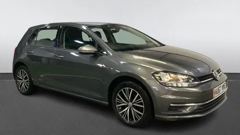 Volkswagen Golf 1.0 TSI 110 SE [Nav]