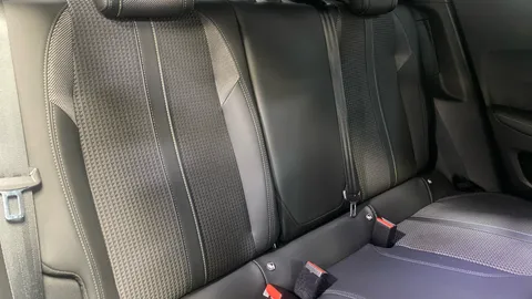 Peugeot 2008 100kW GT 50kWh Auto