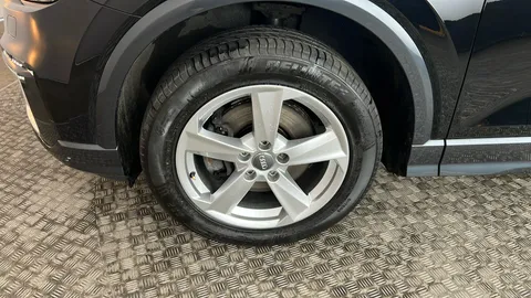 AUDI Q2 35 TFSI Sport