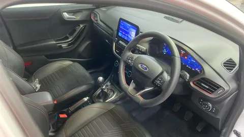 Ford Puma 1.0 EcoBoost Hybrid mHEV ST-Line X