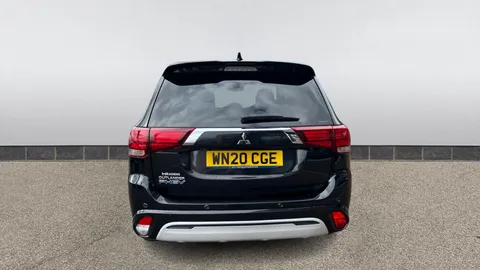 Mitsubishi                Outlander 2.4 PHEV Exceed Safety Auto