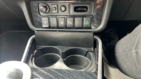 Mitsubishi                Outlander 2.4 PHEV Exceed Safety Auto