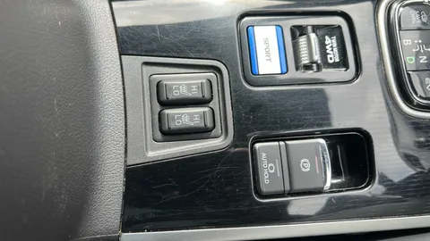 Mitsubishi                Outlander 2.4 PHEV Exceed Safety Auto