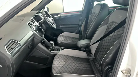 VOLKSWAGEN TIGUAN 2.0 TDI 200 4Motion R-Line DSG