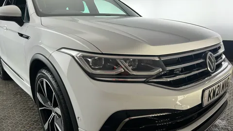 VOLKSWAGEN TIGUAN 2.0 TDI 200 4Motion R-Line DSG