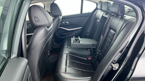 BMW 3 SERIES 320i Sport Step Auto