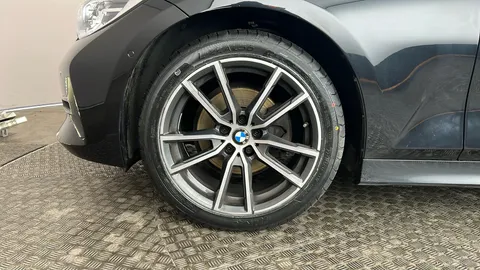 BMW 3 SERIES 320i Sport Step Auto