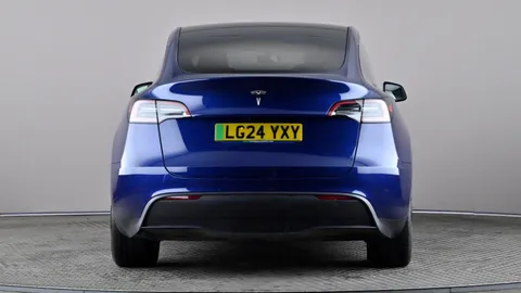 Tesla                     Model Y RWD 5dr Auto