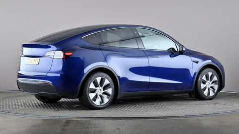 Tesla                     Model Y RWD 5dr Auto