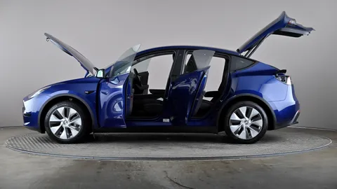 Tesla                     Model Y RWD 5dr Auto