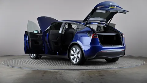 Tesla                     Model Y RWD 5dr Auto