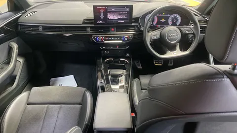 AUDI A4 35 TFSI Black Edition S Tronic