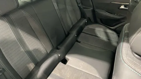 Peugeot 208 1.2 PureTech 100 Allure Premium 5dr EAT8