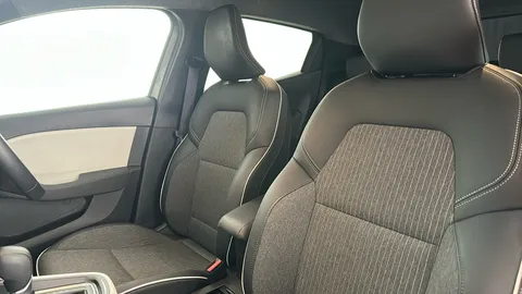 RENAULT CLIO 1.6 E-TECH full hybrid 145 Techno Auto