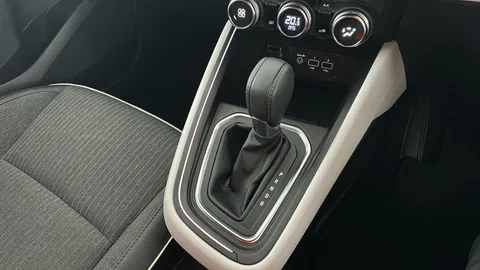 RENAULT CLIO 1.6 E-TECH full hybrid 145 Techno Auto