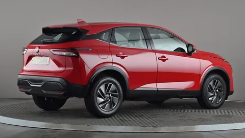 NISSAN QASHQAI 1.3 DiG-T MH Acenta Premium