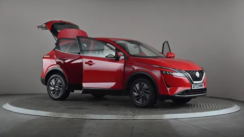 NISSAN QASHQAI 1.3 DiG-T MH Acenta Premium