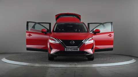 NISSAN QASHQAI 1.3 DiG-T MH Acenta Premium