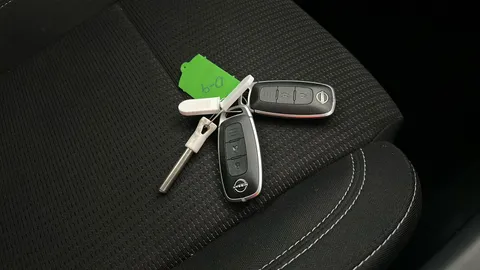 NISSAN QASHQAI 1.3 DiG-T MH Acenta Premium