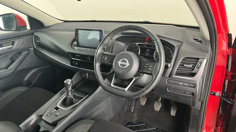 NISSAN QASHQAI 1.3 DiG-T MH Acenta Premium