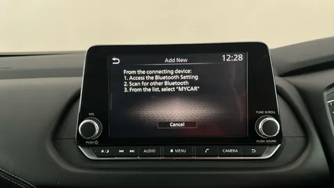 NISSAN QASHQAI 1.3 DiG-T MH Acenta Premium