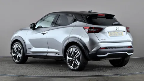 NISSAN JUKE 1.6 Hybrid Tekna+ Auto