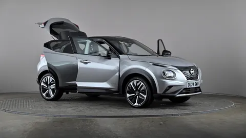 NISSAN JUKE 1.6 Hybrid Tekna+ Auto