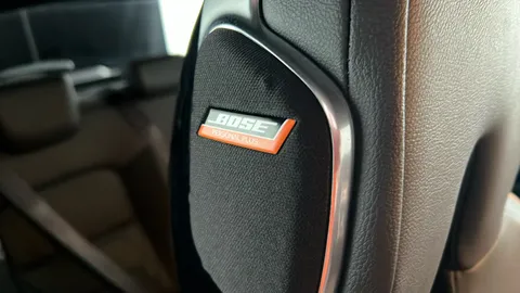 NISSAN JUKE 1.6 Hybrid Tekna+ Auto