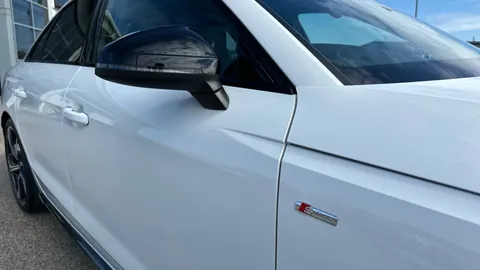 AUDI A4 35 TFSI Black Edition S Tronic