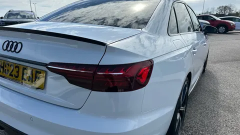 AUDI A4 35 TFSI Black Edition S Tronic