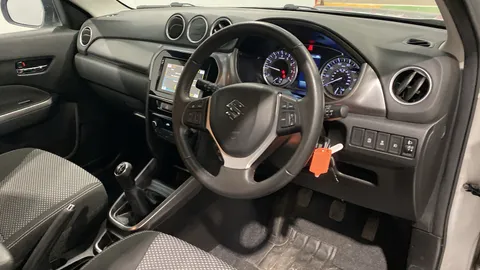 SUZUKI VITARA 1.0 Boosterjet SZ-T