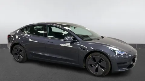 TESLA MODEL 3 RWD Auto