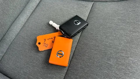 VOLVO XC40 2.0 B3P Core Auto